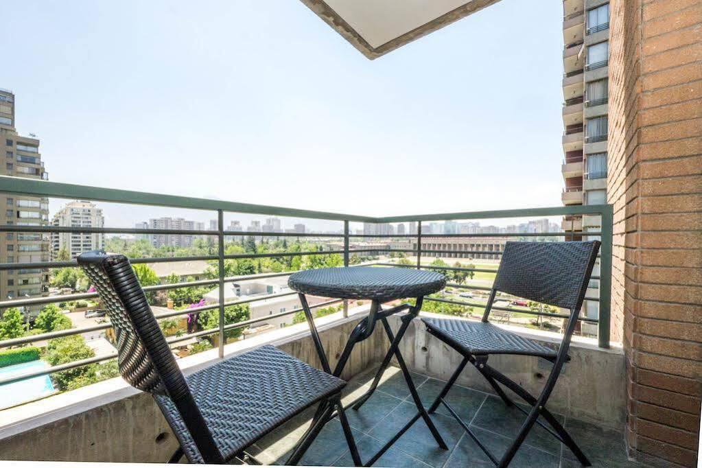 Livinnest Apartments Santiago Exterior photo
